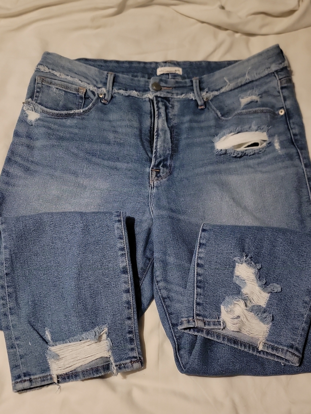 Good American Light Blue Distressed Ankle Jeans